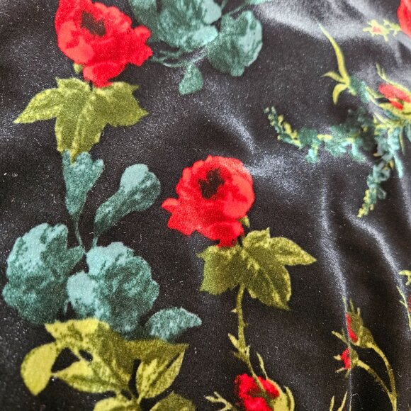 INC Women’s Velvet Floral Ruched Puff Sleeve Top Medium Whimsygoth Romantic Y2K - Picture 11 of 14
